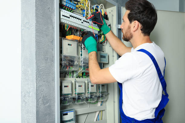  Eureka Springs, AR Electrician Pros